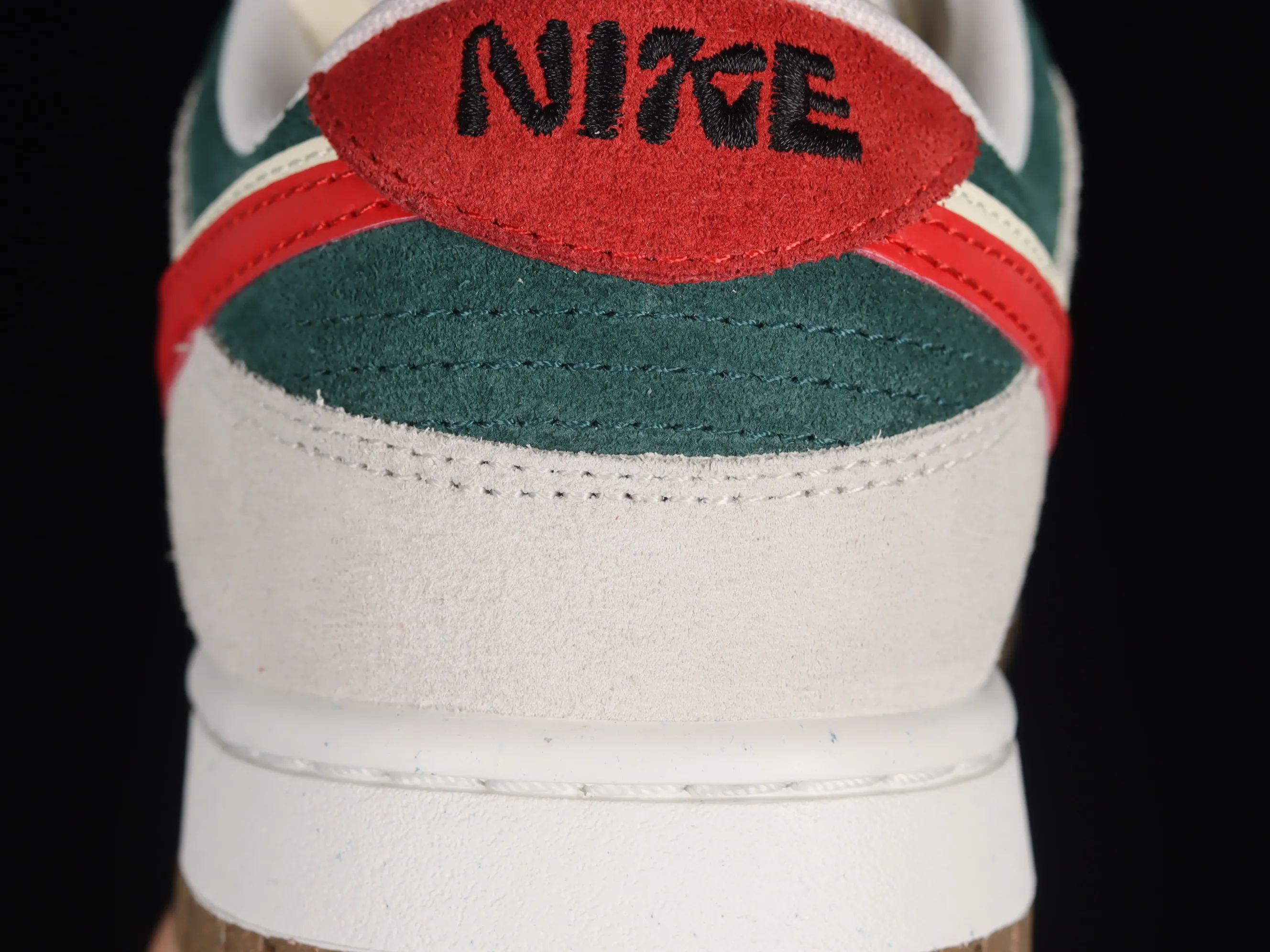 All categories Nk SB Dunk series Nk SB Dunk Low low-top sneakers Nk SB Dunk Low "85" gray green double hook SB low-top sports and leisure sneakers DO9457-127